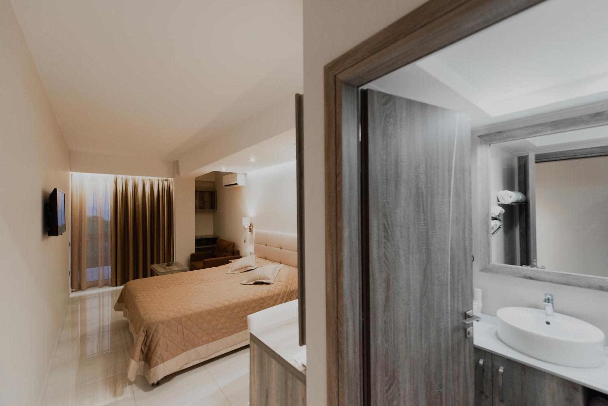 Akron Luxury Holidays 에피다우로스 외부 사진